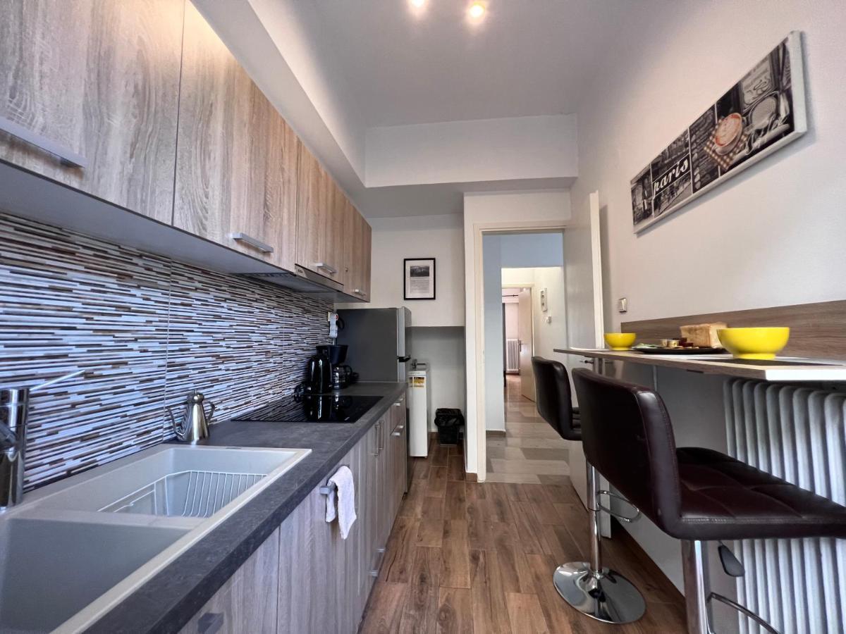 Modern & Cozy 51Sqm Apt In Thisseio Athènes Extérieur photo